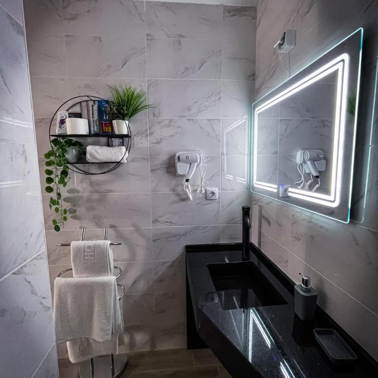 J&S Apartments - Deluks Apartman - 7