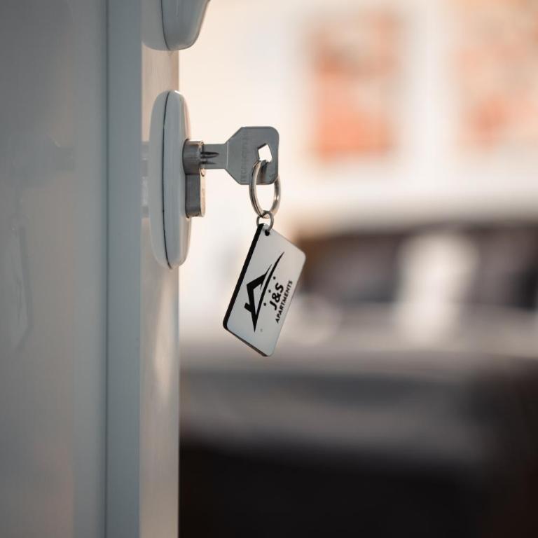 J&S Apartments - Deluks Apartman - 16