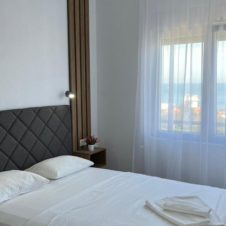 Cold Bay Mansion Luxury Sea View Suites - One-Bedroom Apartment - 18