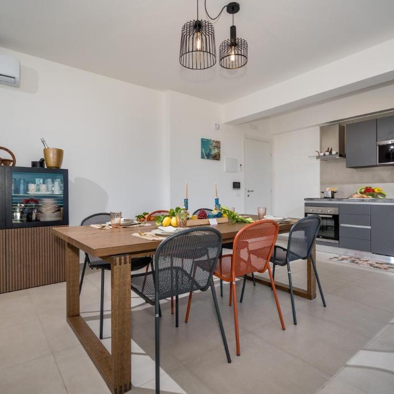 Villa Maria con piscina e vista mare - Camera Deluxe (2 Adulti + 1 Bambino) - 2