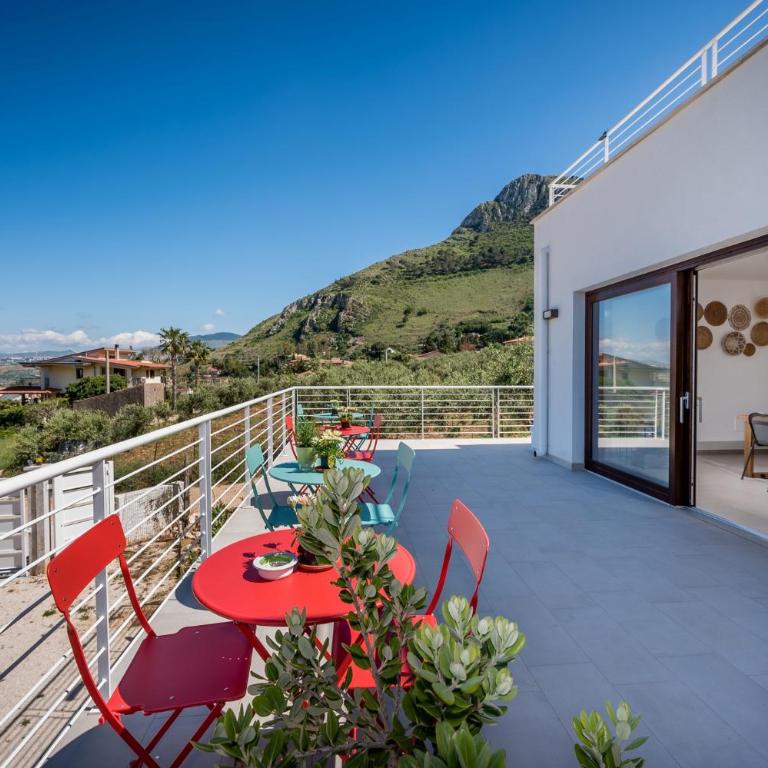 Villa Maria con piscina e vista mare - Camera Deluxe (2 Adulti + 1 Bambino) - 6