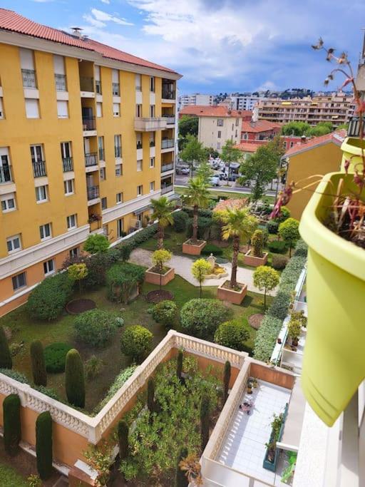 Une invitation à la détente - One-Bedroom Apartment - 9