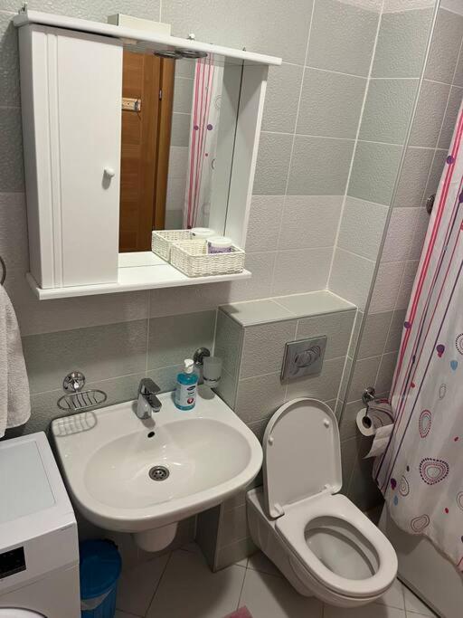 Cozy Montenegro Experience, 50m from the beach - One-Bedroom Apartment - 9