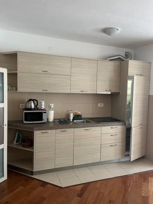 Cozy Montenegro Experience, 50m from the beach - One-Bedroom Apartment - 32