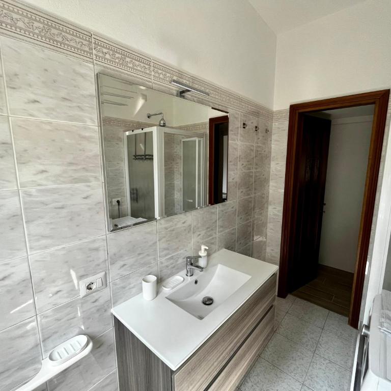 The Bright Place: wide and modern condo apartment in Milan - Appartamento con 1 Camera da Letto - 16