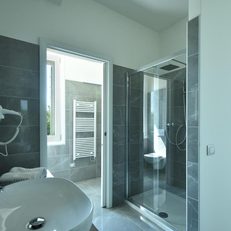 Welc-om Royal Garden luxury rooms - Camera Matrimoniale - 5