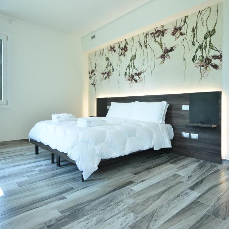 Welc-om Royal Garden luxury rooms - Camera Matrimoniale - 1