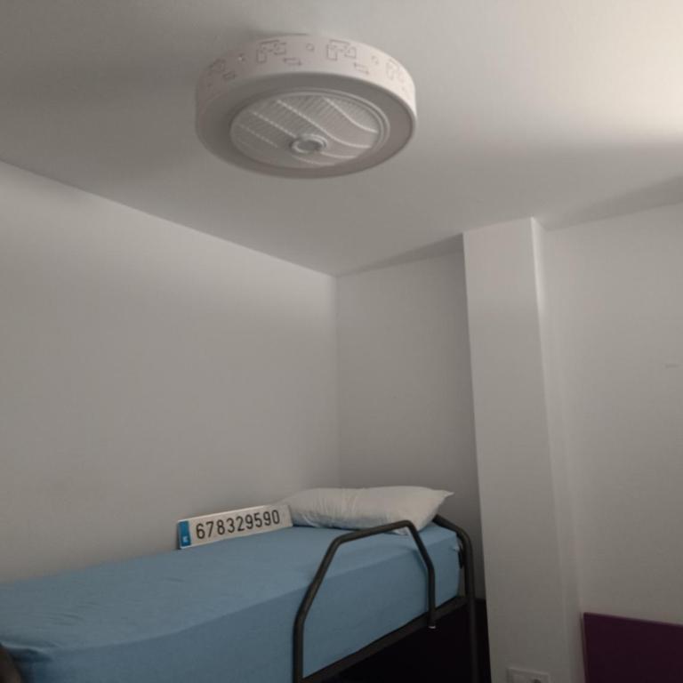 Apartamento primera linea de playa con gran patio, consultar disponibilidad de aparcamiento - Apartamento con vistas al mar - 4