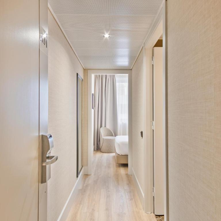 Acta CITY47 - Small Double Room - 1