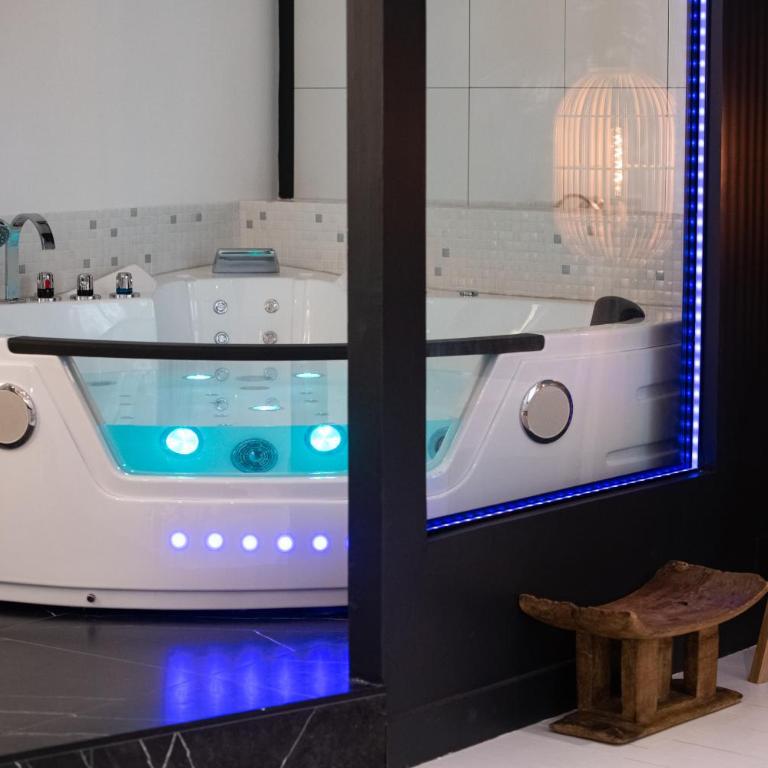 LOFT Clim - Jacuzzi Centre Gare - Parking gratuit - Appartamento con 1 Camera da Letto - 10