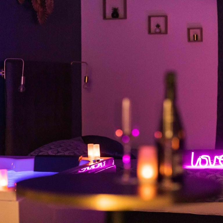 * Spa & Détente # Suite Privée # Tours # Netflix * - Apartamento de 1 dormitorio - 16