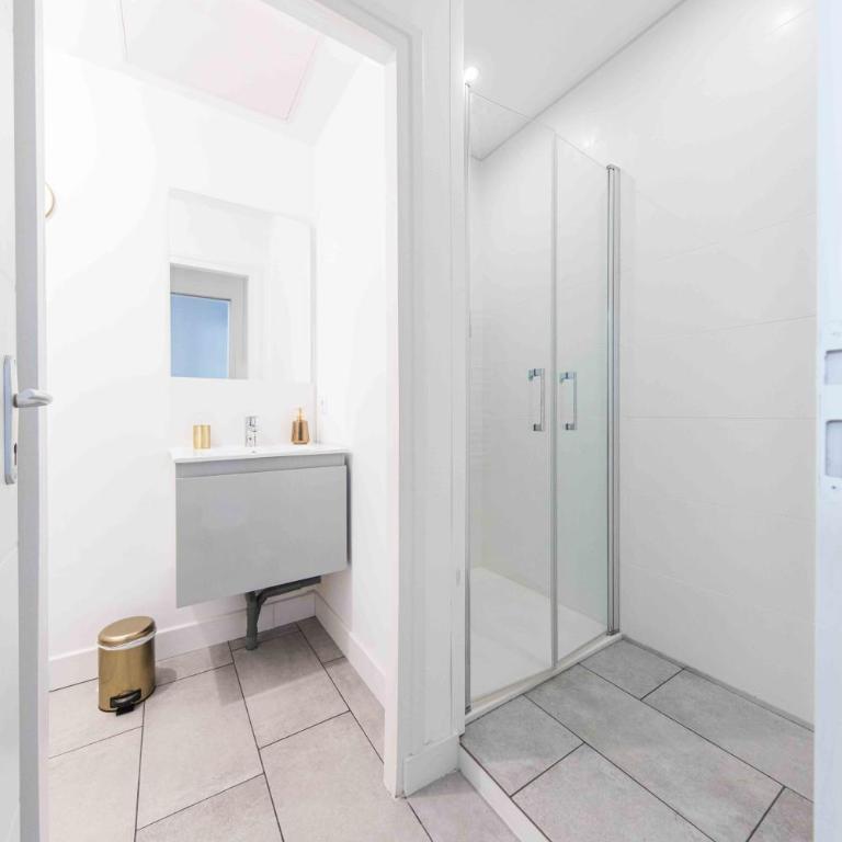* Spa & Détente # Suite Privée # Tours # Netflix * - Apartamento de 1 dormitorio - 7
