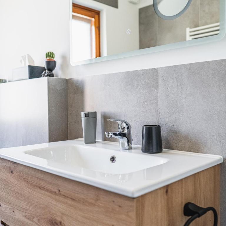 Outdooredo Garda Apartment - Appartamento con 3 Camere da Letto - 76