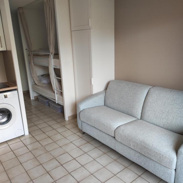 studio cabine quatre couchages classé 2 étoiles - Appartement 1 Chambre - 23