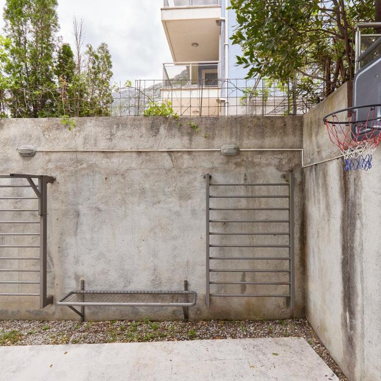 Nada's Ap with Pool and Sea View - Three-Bedroom Apartment - 24