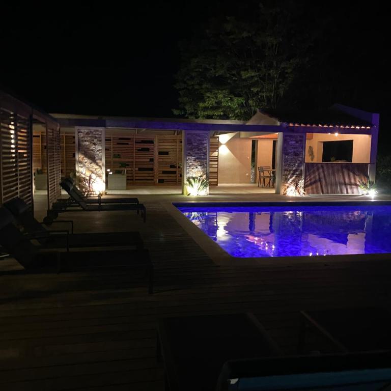 Magnifique villa avec piscine au coeur des vignes - Villa 3 Chambres - 62