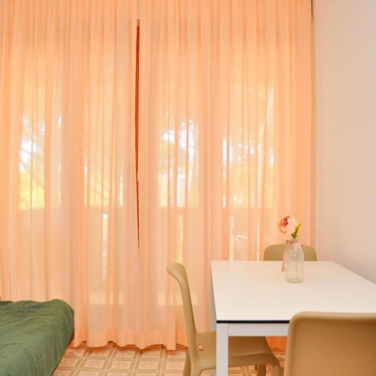 Welcoming flat with garden-view terrace - Beahost - Appartamento - 2