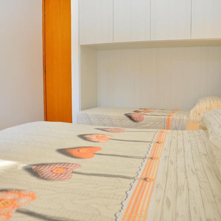 Welcoming flat with garden-view terrace - Beahost - Appartamento - 5