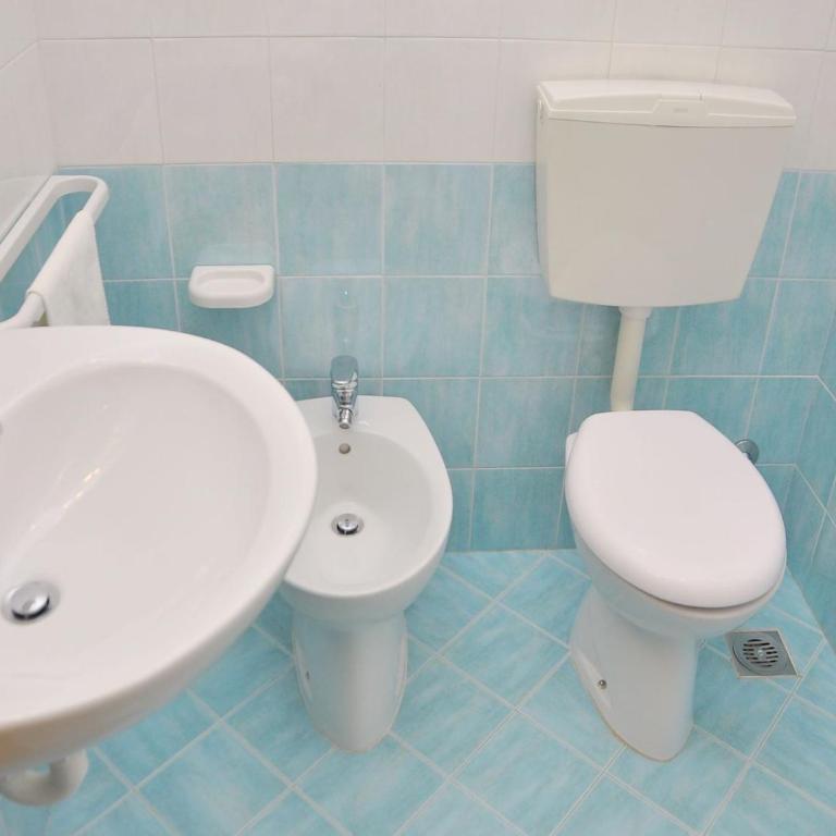 Welcoming flat with garden-view terrace - Beahost - Appartamento - 8
