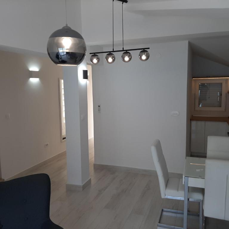 Luxury flat with amazing view INES - Two-Bedroom Apartment - 16