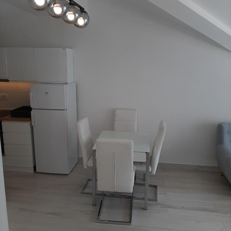 Luxury flat with amazing view INES - Two-Bedroom Apartment - 17