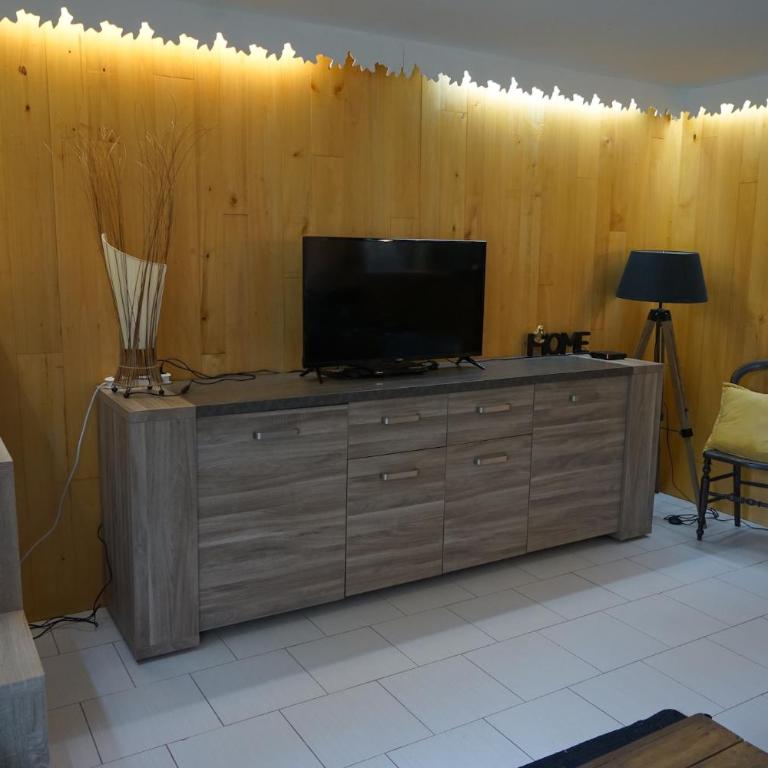 Superbe Appartement au calme de 1 à 3 personnes - Two-Bedroom Apartment - 3