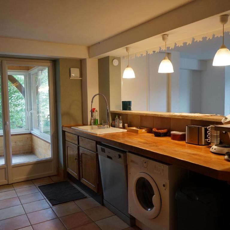 Superbe Appartement au calme de 1 à 3 personnes - Two-Bedroom Apartment - 5