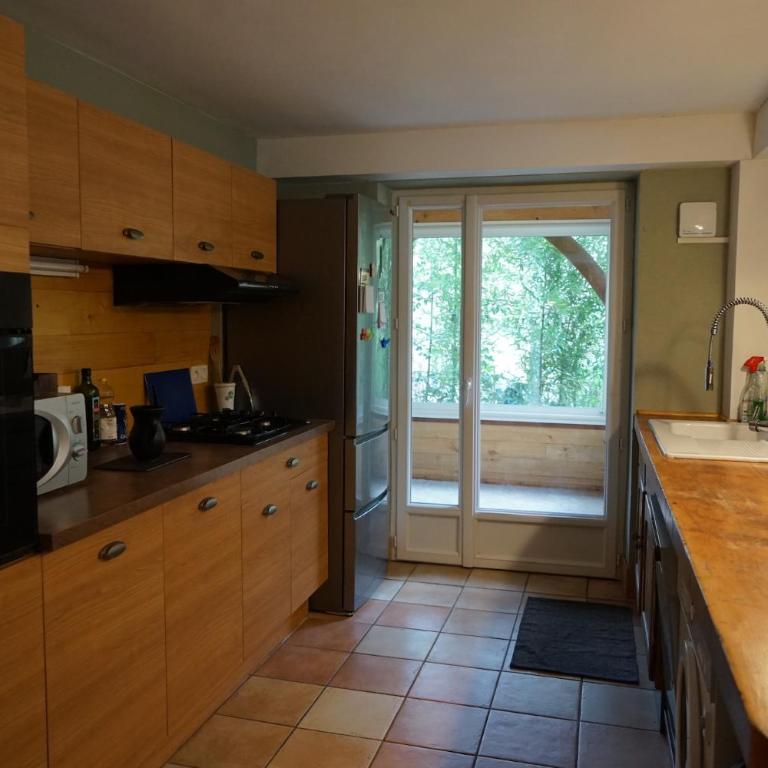 Superbe Appartement au calme de 1 à 3 personnes - Two-Bedroom Apartment - 6