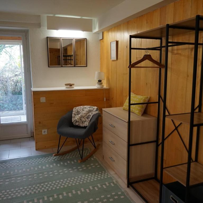 Superbe Appartement au calme de 1 à 3 personnes - Two-Bedroom Apartment - 7