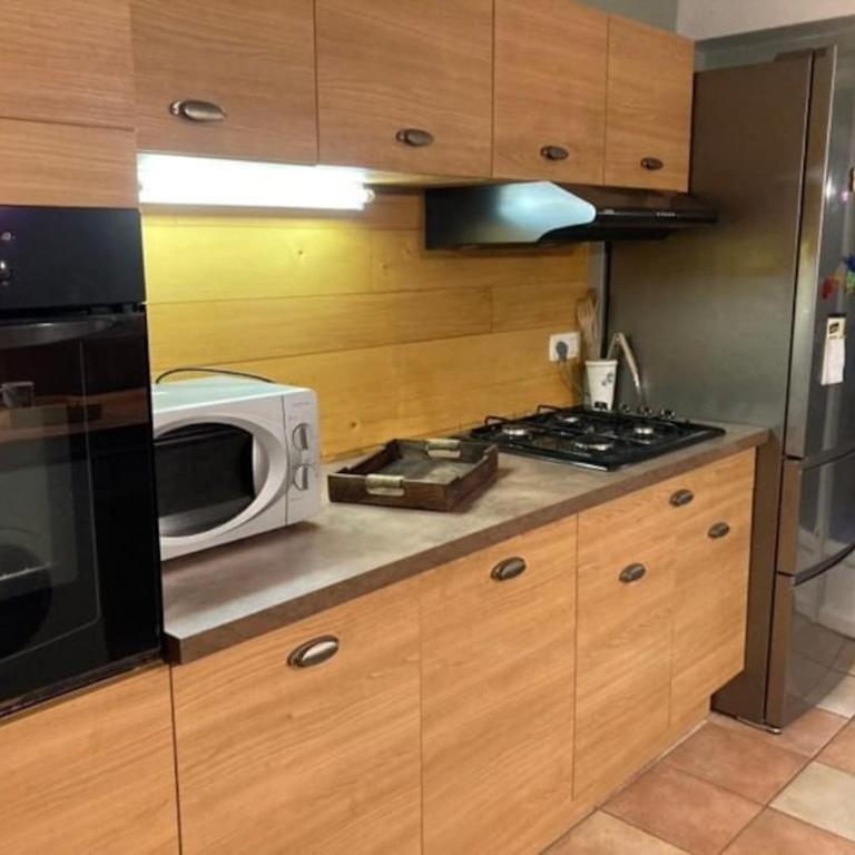 Superbe Appartement au calme de 1 à 3 personnes - Two-Bedroom Apartment - 9