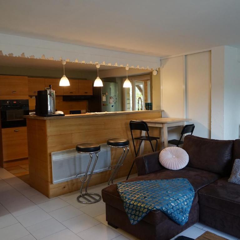 Superbe Appartement au calme de 1 à 3 personnes - Two-Bedroom Apartment - 12