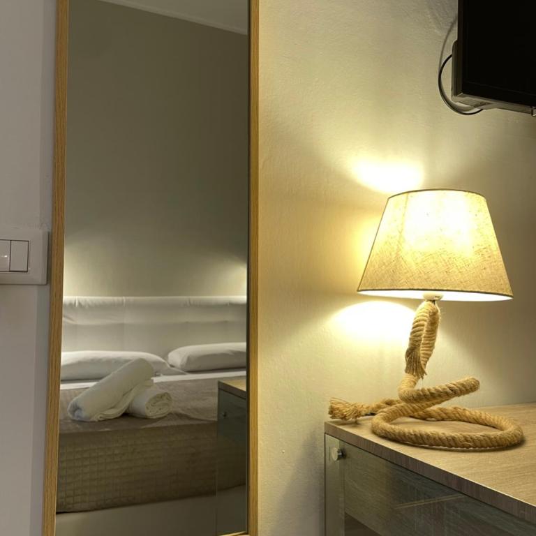 Leone Suite B&B & Restaurant AIC - Comfort Triple Room - 8
