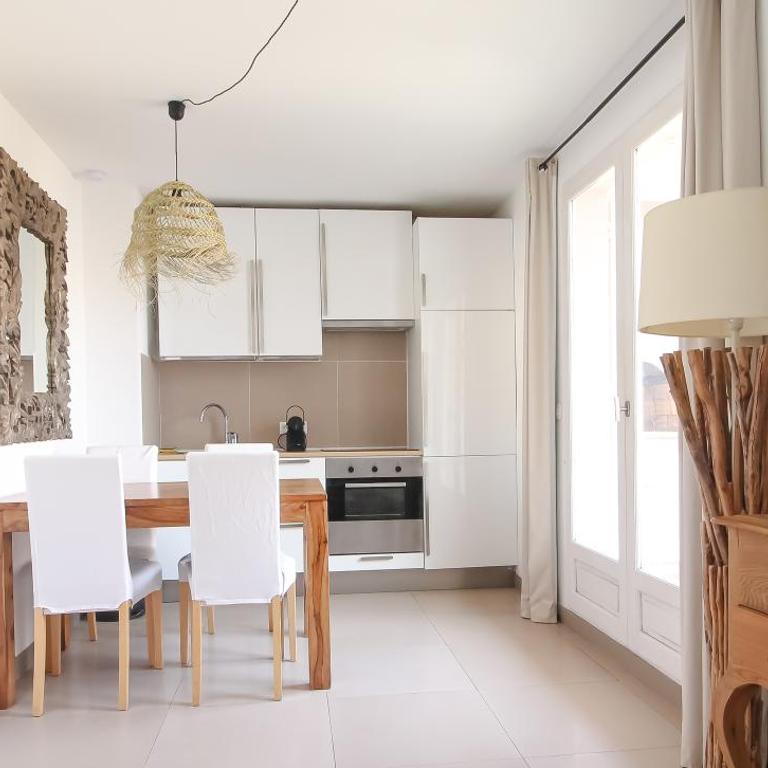 Airco studio with terrace at 2 steps from the sea - Appartement 1 Chambre - 10