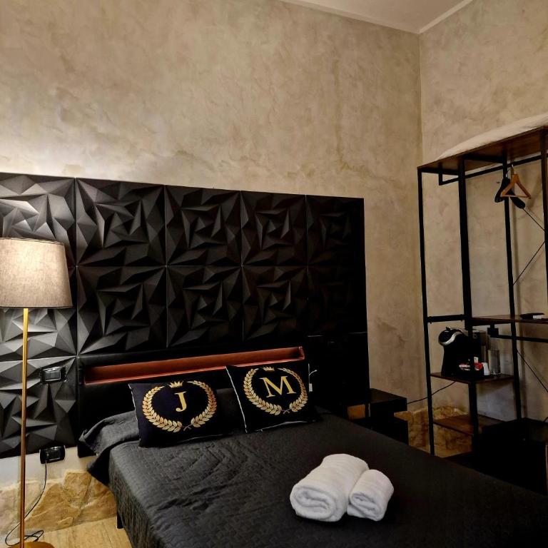 Jadore Monic - Camera Singola con Bagno Privato - 4