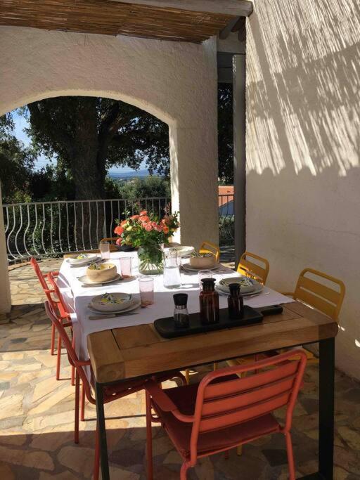 Villa climatisée, vue mer et colline avec piscine - Villa - 11