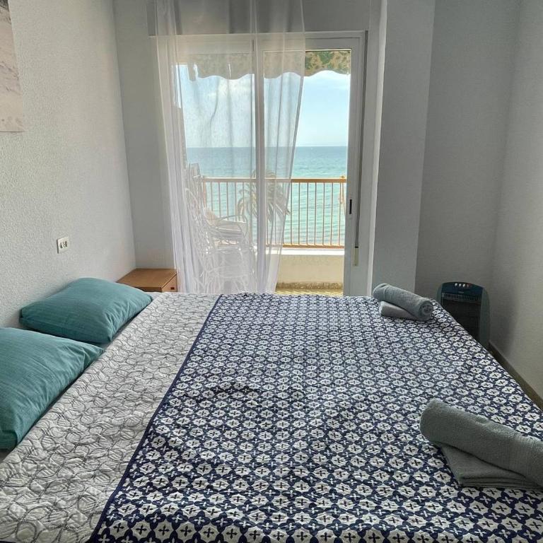 Sunflower residence first line by the sea - Apartamento de 3 dormitorios - 50