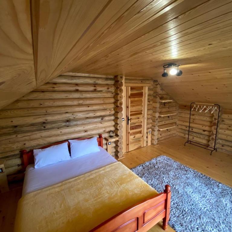 LogCabin Žabljak - Three-Bedroom House - 19