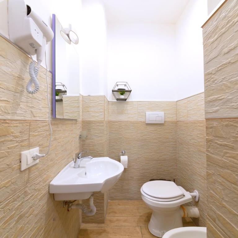 La Ciconella - Double Room with Private Bathroom - 8
