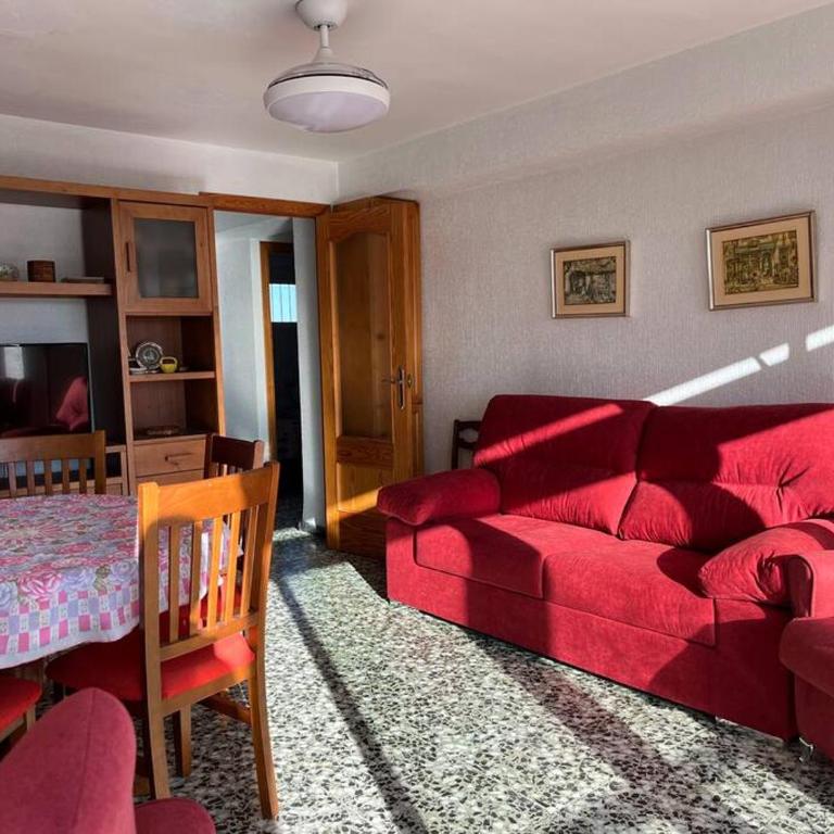 Residencial salida directa al mar. Grandes vistas - Three-Bedroom Apartment - 25
