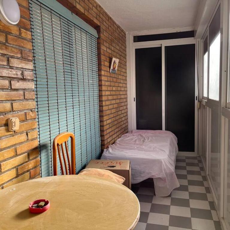 Residencial salida directa al mar. Grandes vistas - Three-Bedroom Apartment - 44