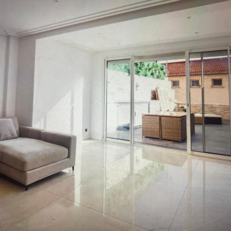 Appartement Avec Terrasse Centre-ville Croisette - Appartement 2 Chambres - 3