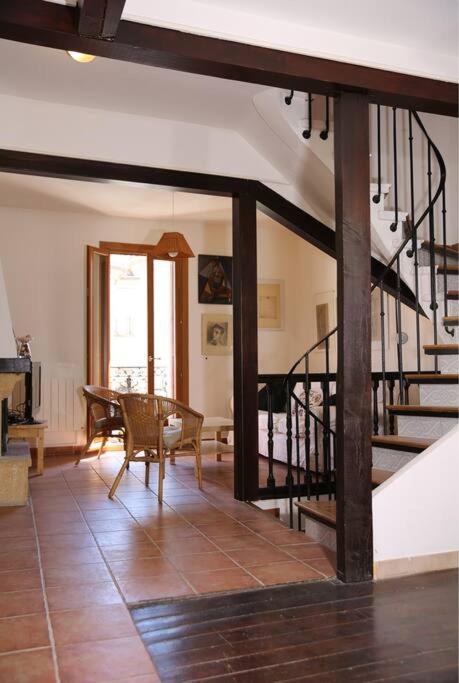 Beautiful downtown house - Maison 2 Chambres - 6