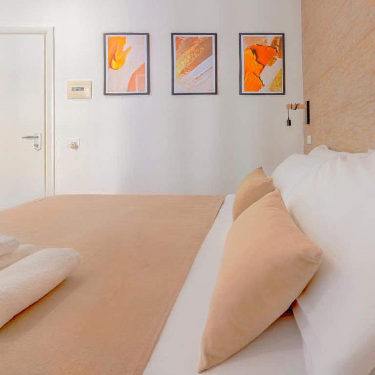 La Ciconella - Double Room with Private Bathroom - 6