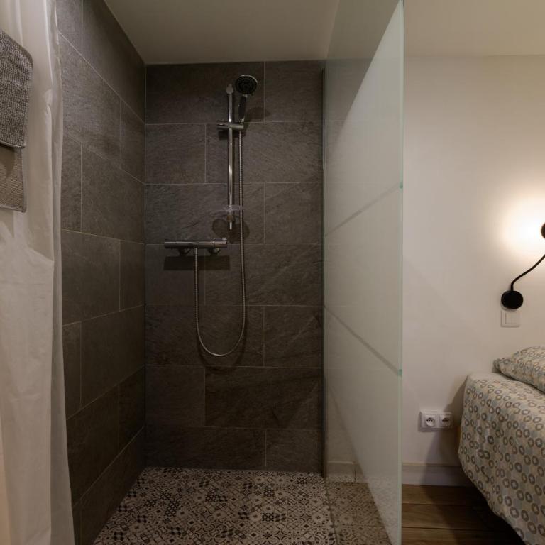 Sleep in Montpellier, Molly, centre, gare, 2 ch, Tram St-Denis - Apartment mit 2 Schlafzimmern - 18