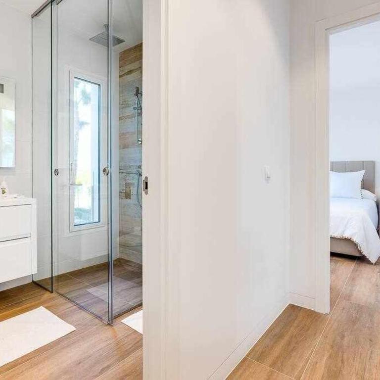Apartamento único de 3 dormitorios en las Colinas - Apartamento de 3 dormitorios con vistas - 15