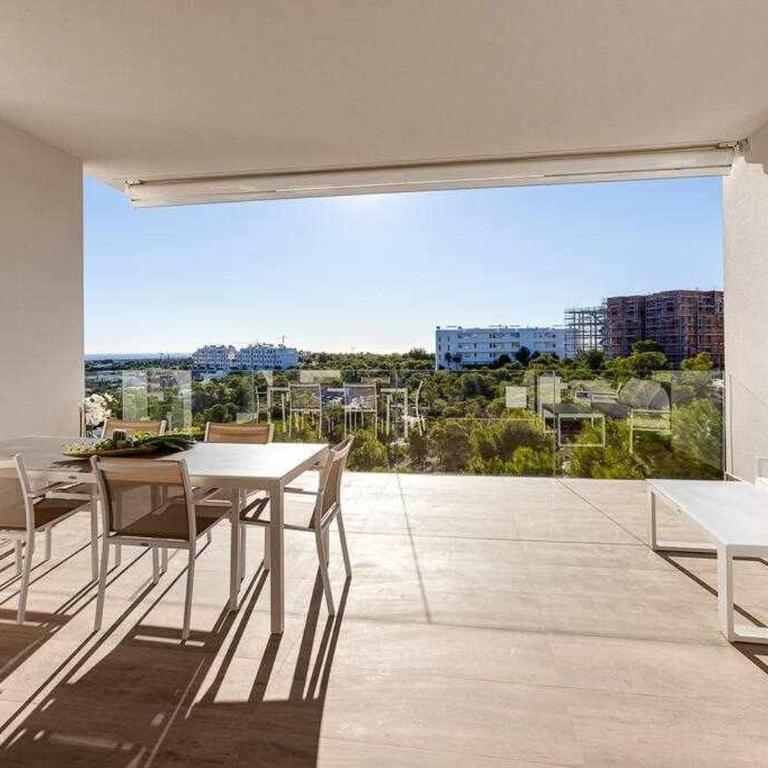 Apartamento único de 3 dormitorios en las Colinas - Apartamento de 3 dormitorios con vistas - 9