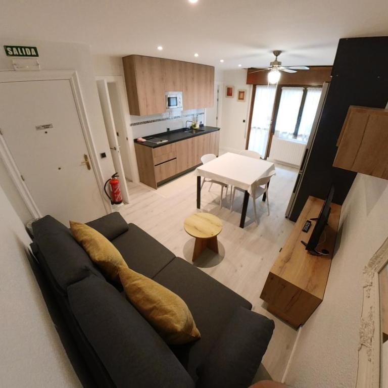 Apartamentos Meson del Barro - Alojamientos Pamplona - One-Bedroom Apartment - 8