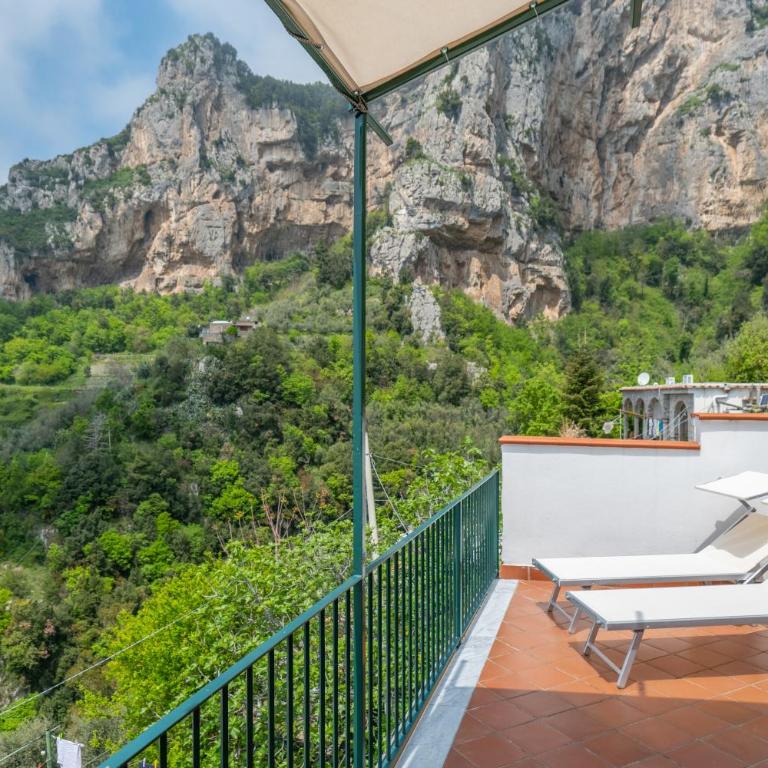 YourHome - Casa Moscatelli 150 steps - Two-Bedroom House - 37
