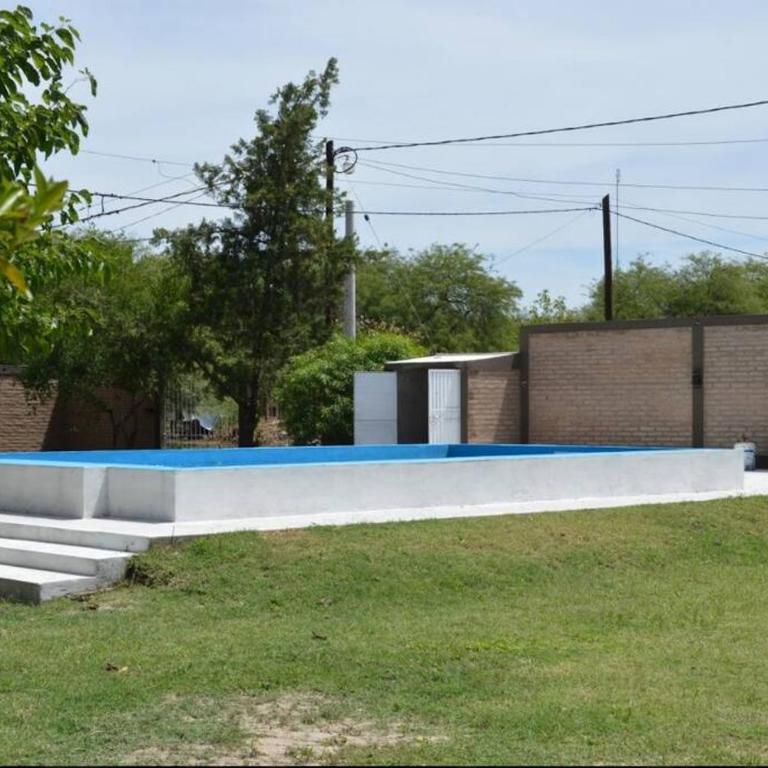 Casa con pileta - Two-Bedroom House - 1