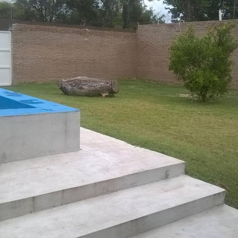 Casa con pileta - Two-Bedroom House - 4